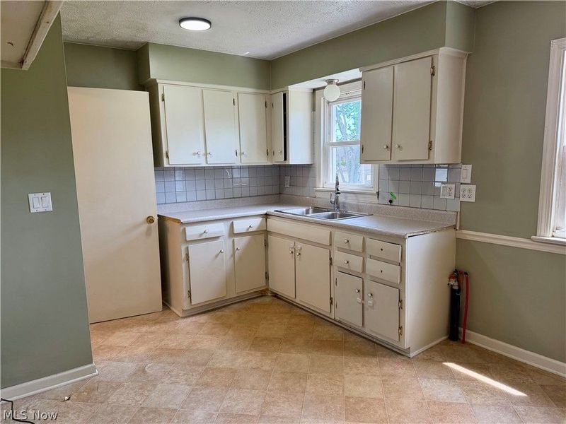 1528 34th Street NE, Canton, OH 44714 Photo 13