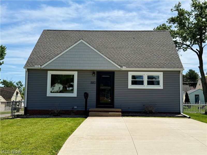 1528 34th Street NE, Canton, OH 44714 Photo 3