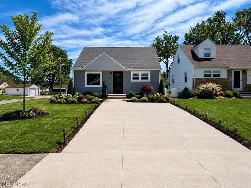 1528 34th Street NE, Canton, OH 44714 Photo 4