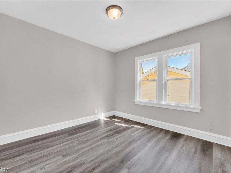 10602 Langton Avenue, Unit 2/UP, Garfield Heights, OH 44125 Photo 14