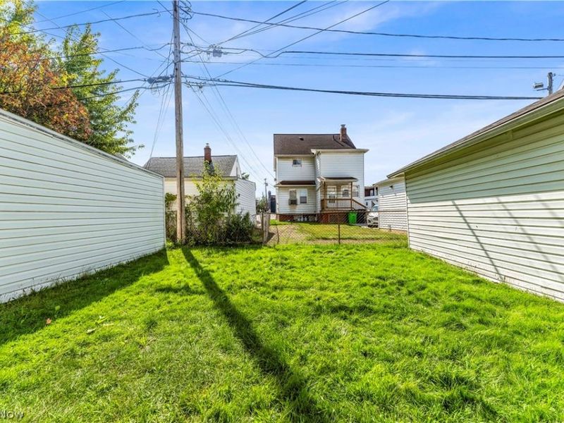 10602 Langton Avenue, Unit 2/UP, Garfield Heights, OH 44125 Photo 23