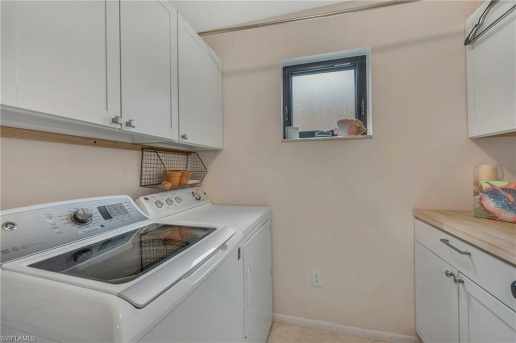 788 Park Shore Dr, Unit D26, Naples, FL 34103 Photo