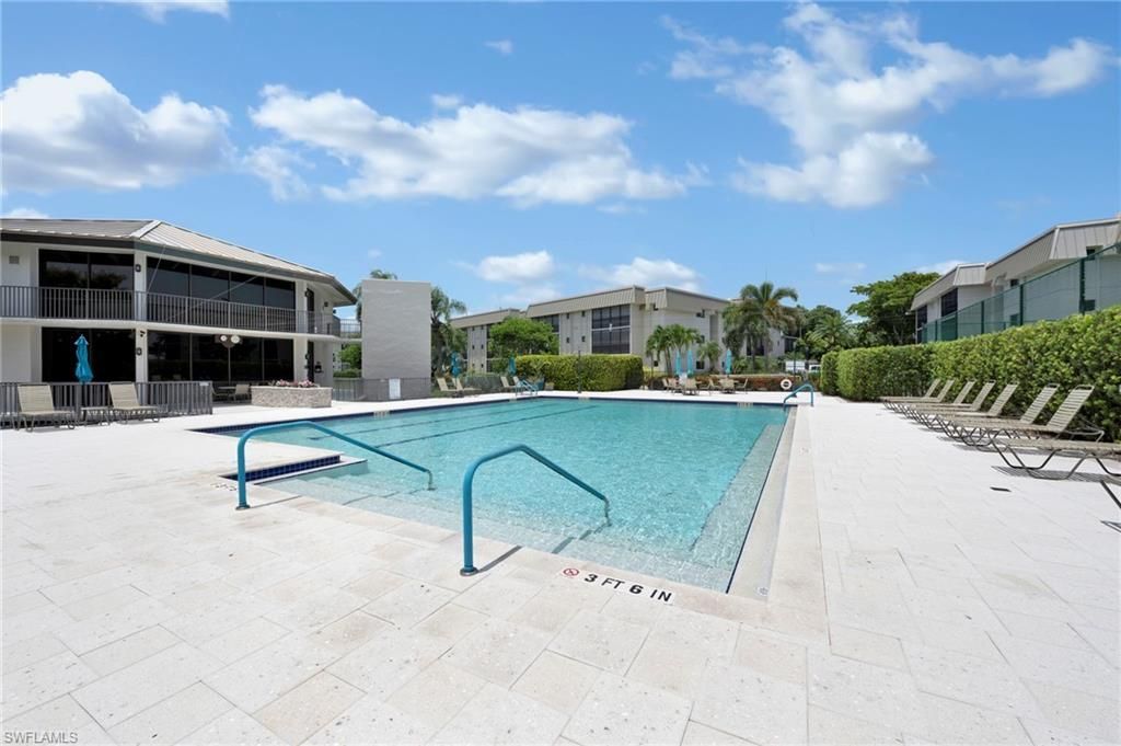 788 Park Shore Dr, Unit D26, Naples, FL 34103 Photo