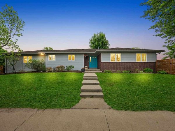 541 Amhurst, Iowa City, IA 52245