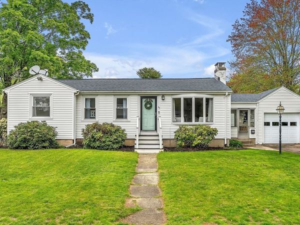 65 Florita Dr, Framingham, MA 01702