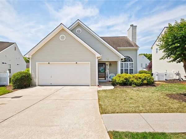 108 Greystone Way , Hiram, GA 30141