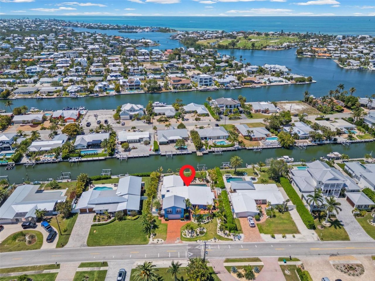 528 Key Royale Drive, Holmes Beach, FL 34217 Photo