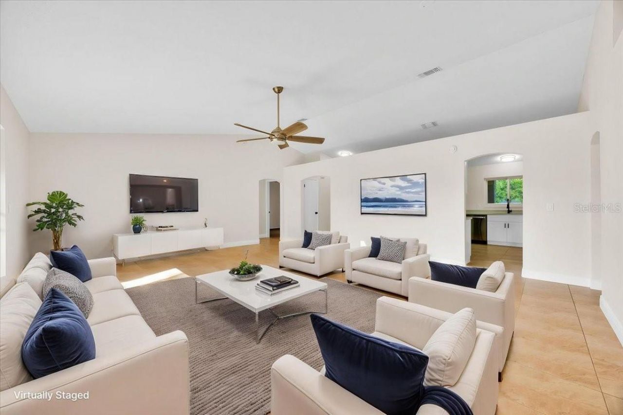 910 Amy Ridge Court, Kissimmee, FL 34747 Photo