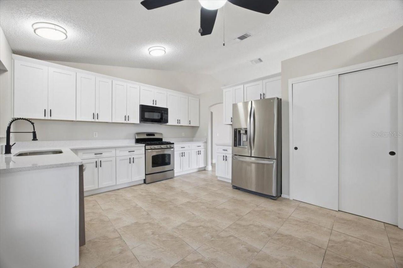 910 Amy Ridge Court, Kissimmee, FL 34747 Photo