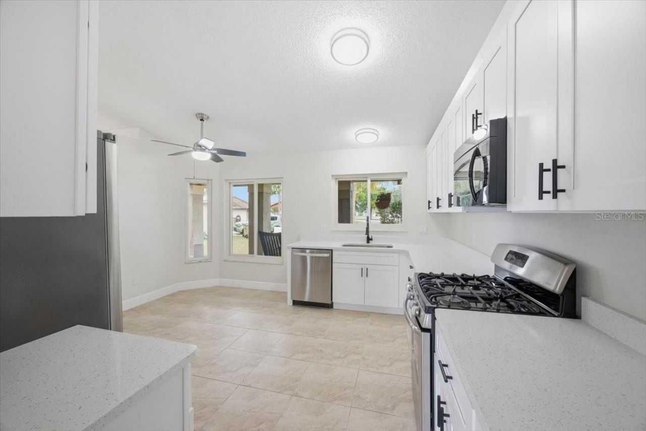 910 Amy Ridge Court, Kissimmee, FL 34747 Photo