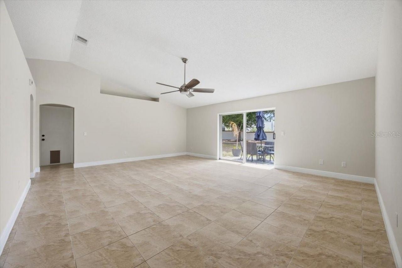 910 Amy Ridge Court, Kissimmee, FL 34747 Photo