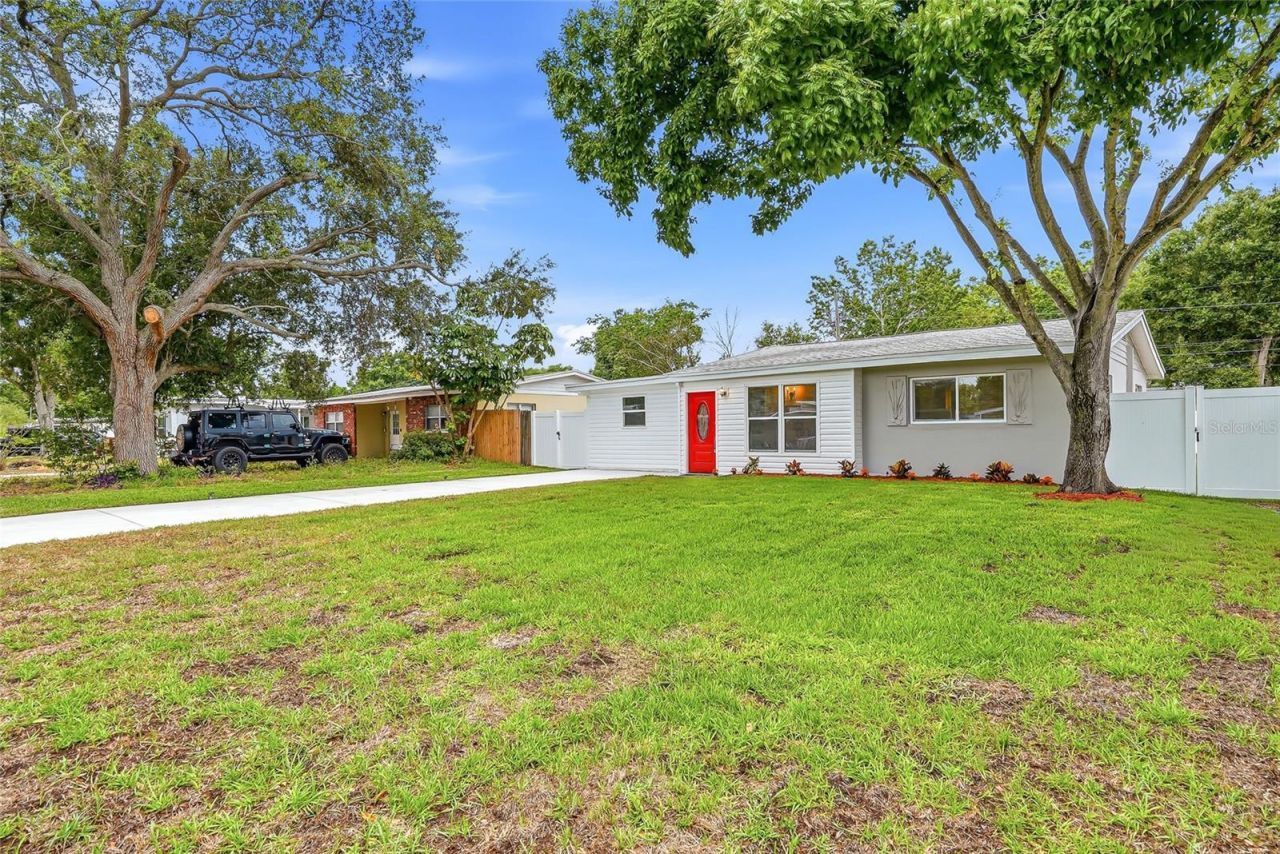 2164 Riviera Drive, Clearwater, FL 33763 Photo