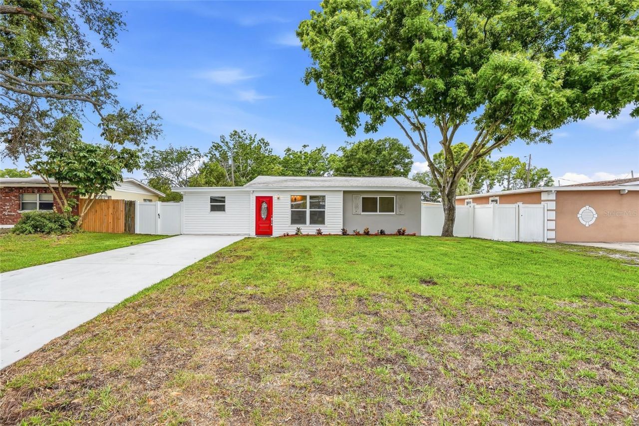 2164 Riviera Drive, Clearwater, FL 33763 Photo