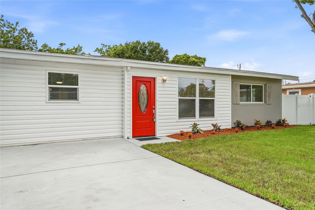 2164 Riviera Drive, Clearwater, FL 33763 Photo