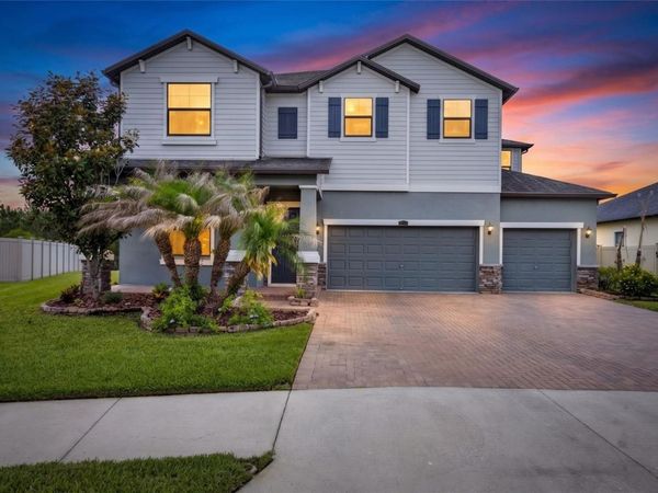 2905 HILLIARD DRIVE , WESLEY CHAPEL, FL 33543