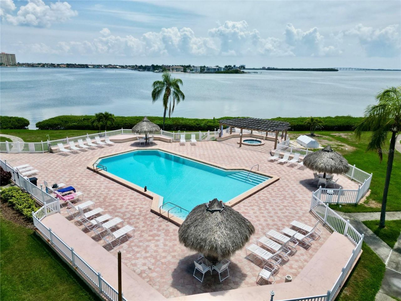 6219 Palma Del Mar Boulevard S, Unit 504, Saint Petersburg, FL 33715 Photo
