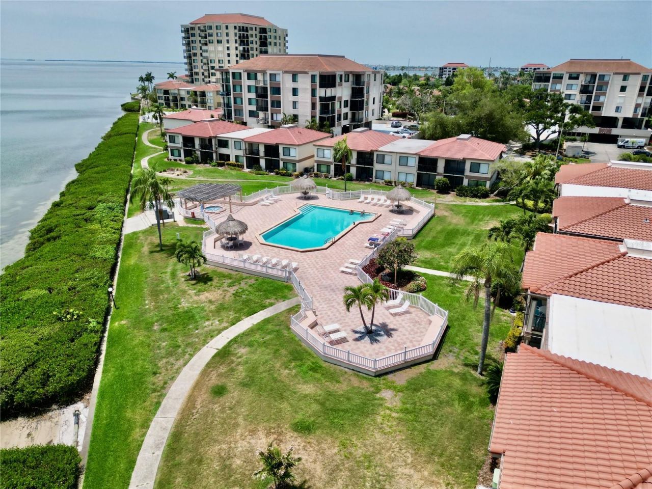 6219 Palma Del Mar Boulevard S, Unit 504, Saint Petersburg, FL 33715 Photo