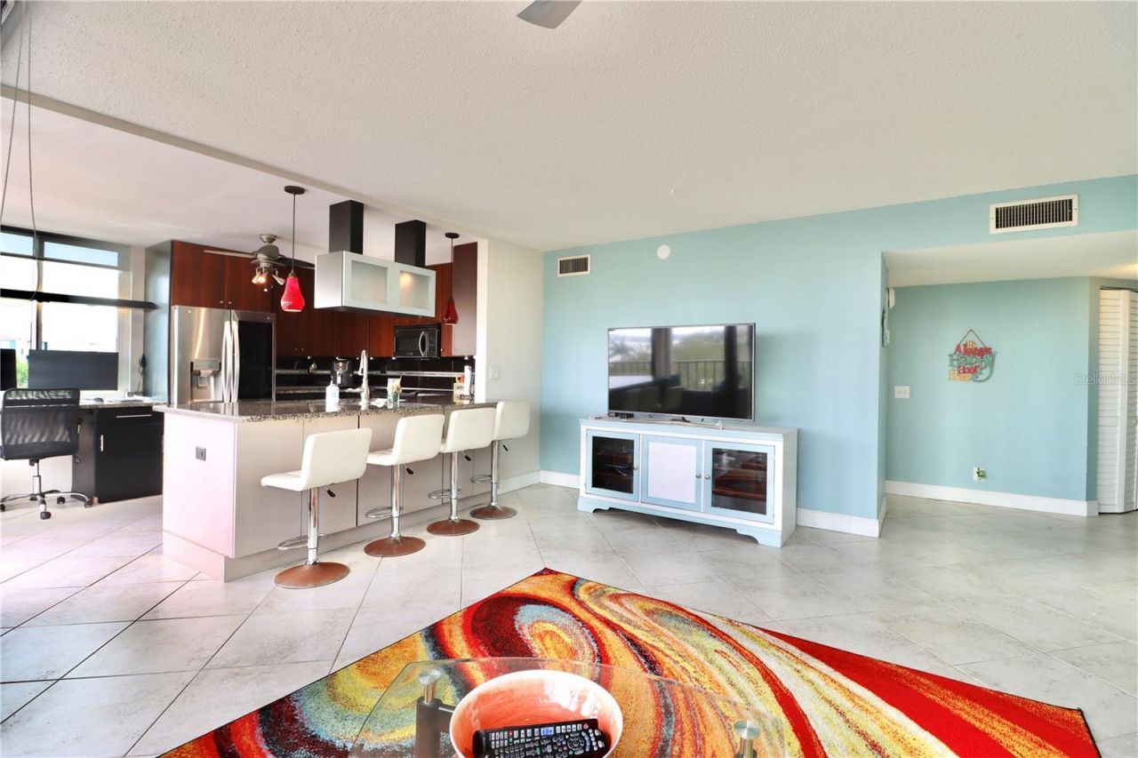 6219 Palma Del Mar Boulevard S, Unit 504, Saint Petersburg, FL 33715 Photo