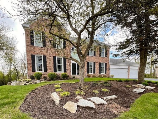 295 Winchester Drive , Algonquin, IL 60102