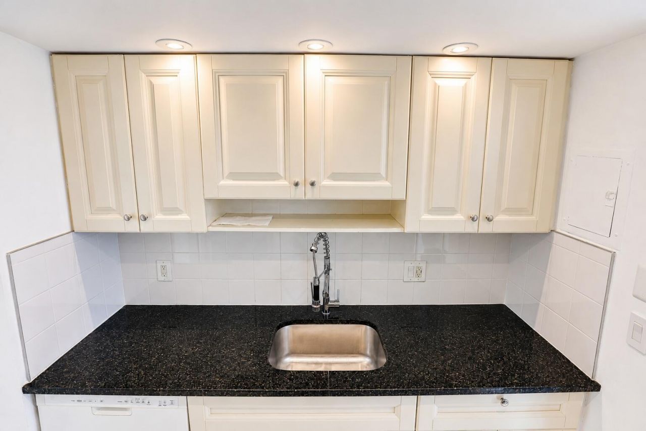 101 Briny Avenue, Unit 401, Pompano Beach, FL 33062 Photo