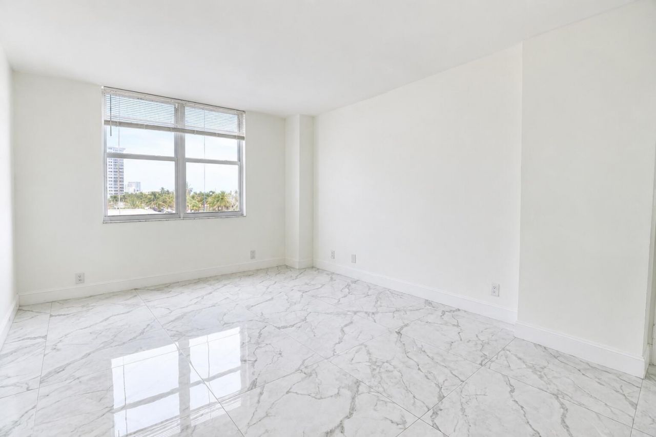 101 Briny Avenue, Unit 401, Pompano Beach, FL 33062 Photo
