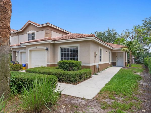 6685 Old Farm Trail, Boynton Beach, FL 33437