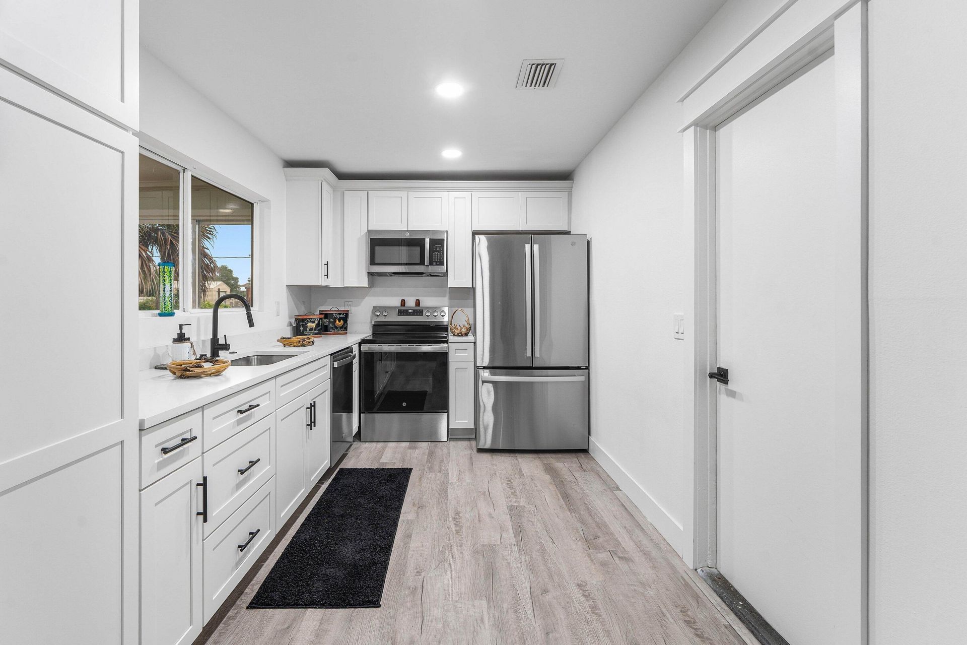 2937 SE Ironton Avenue, Port Saint Lucie, FL 34952 Photo