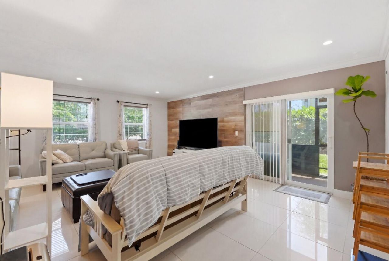 3050 N Riverside Drive, Unit 1a, Coral Springs, FL 33065 Photo