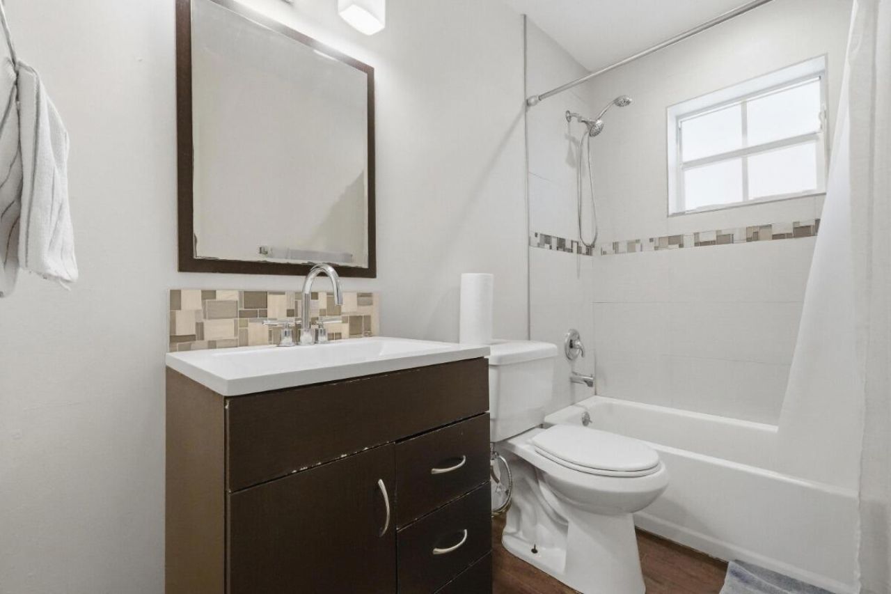 3050 N Riverside Drive, Unit 1a, Coral Springs, FL 33065 Photo