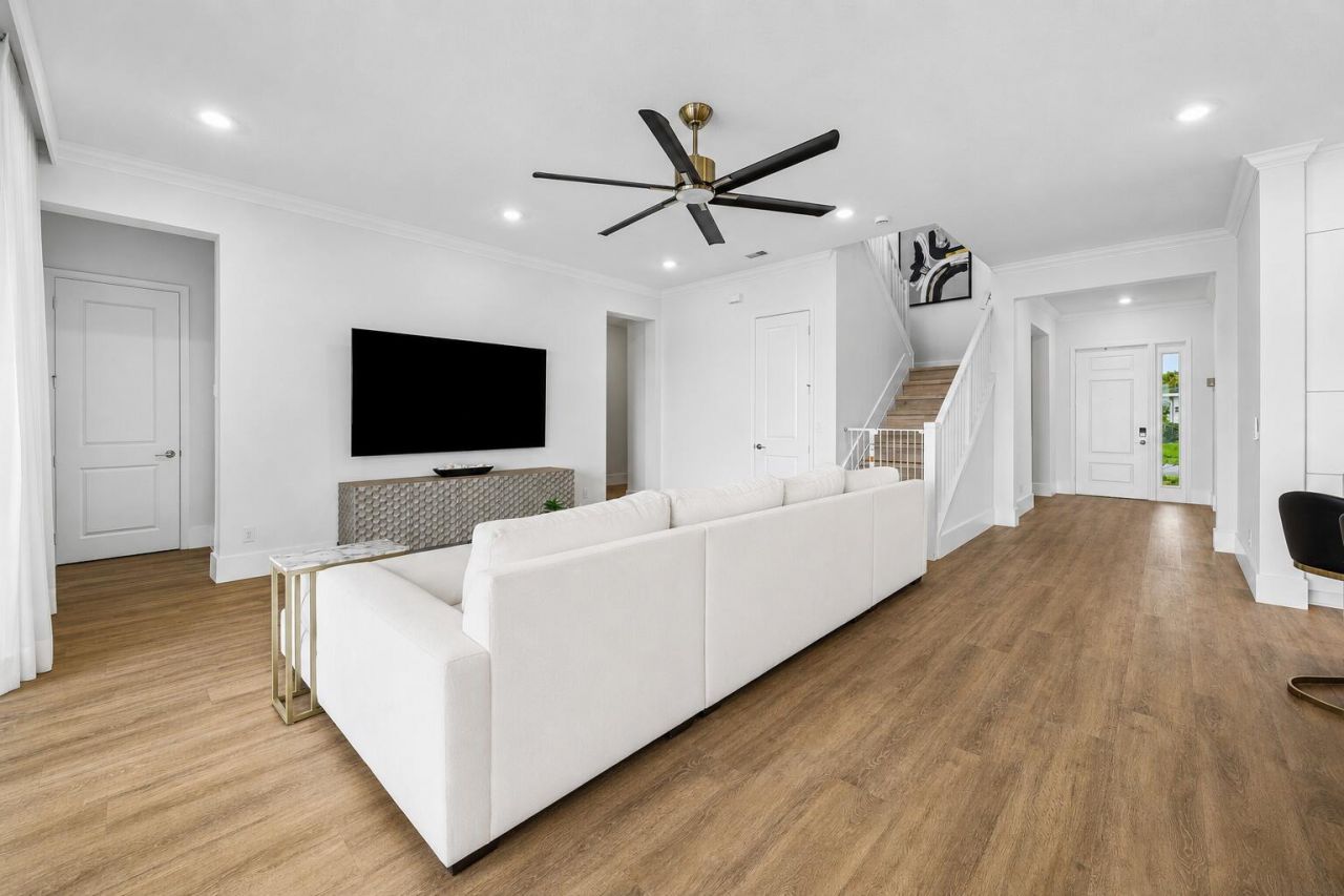 655 Hookline Circle, The Acreage, FL 33470 Photo
