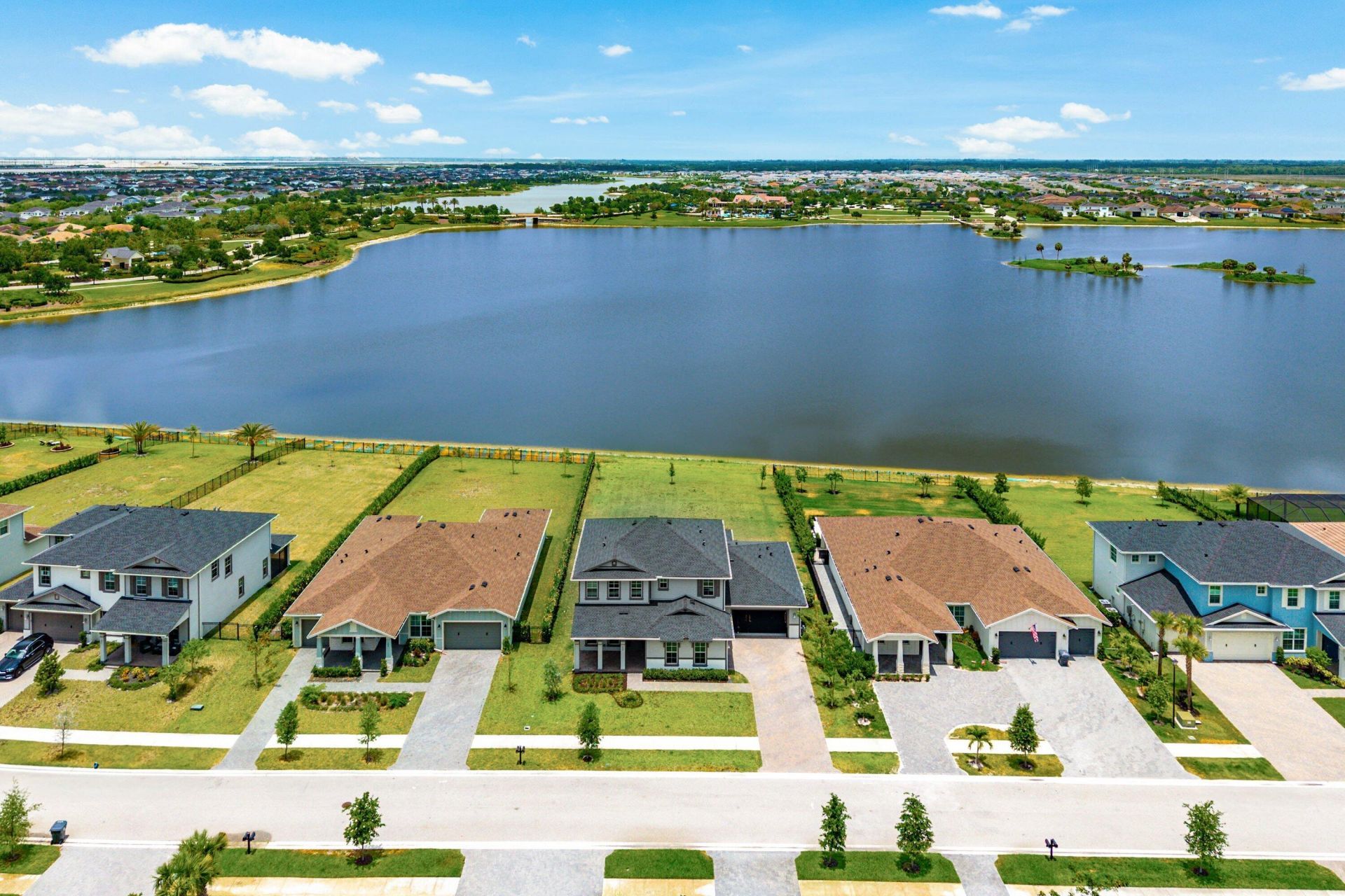 655 Hookline Circle, The Acreage, FL 33470 Photo