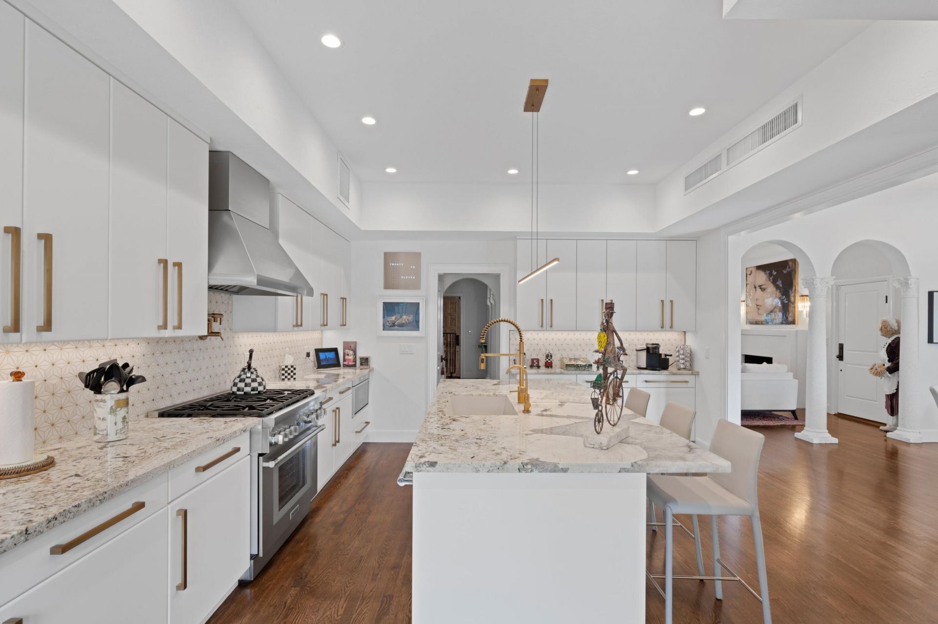 112 Roosevelt Place, West Palm Beach, FL 33405 Photo