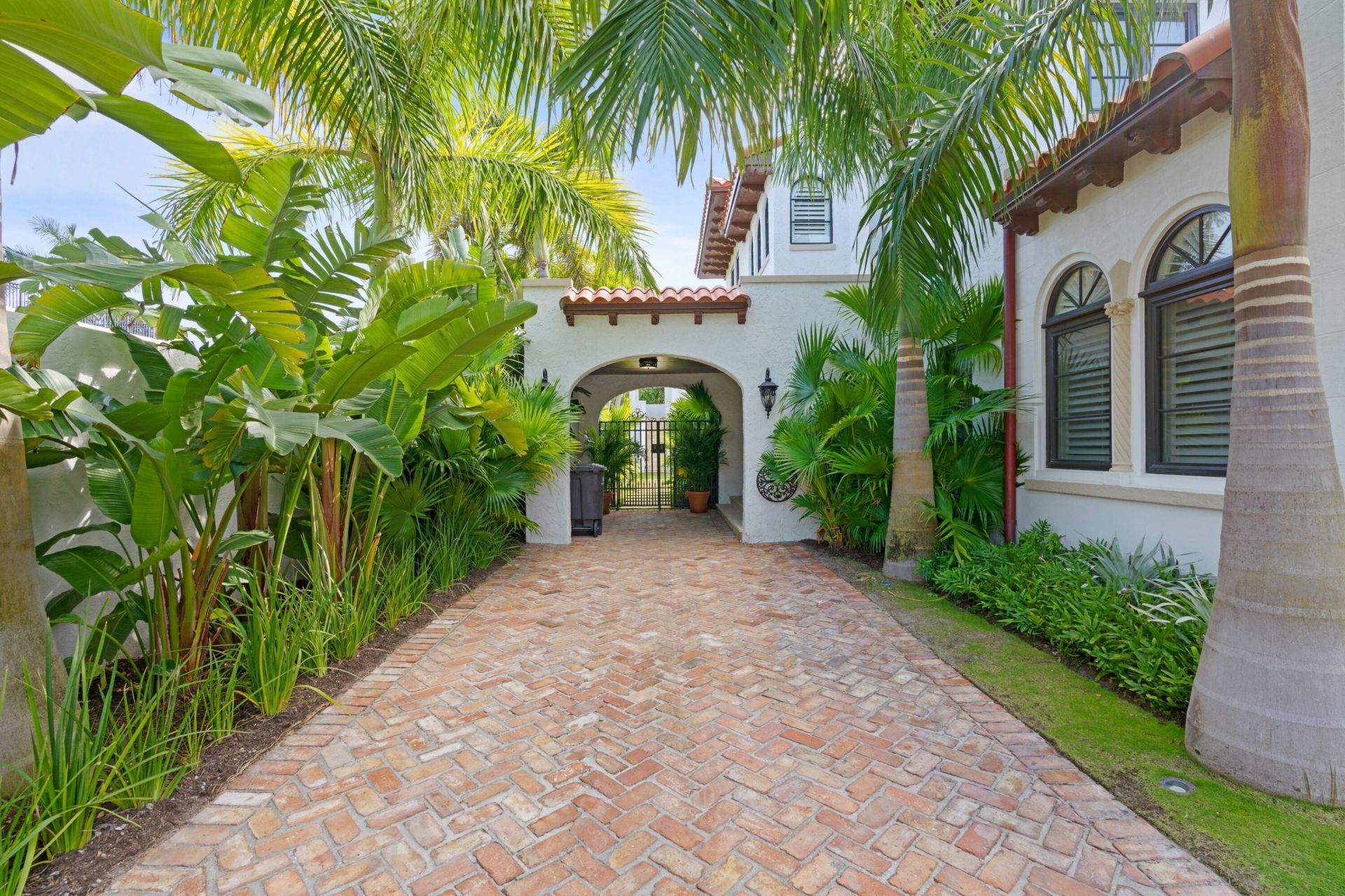 112 Roosevelt Place, West Palm Beach, FL 33405 Photo