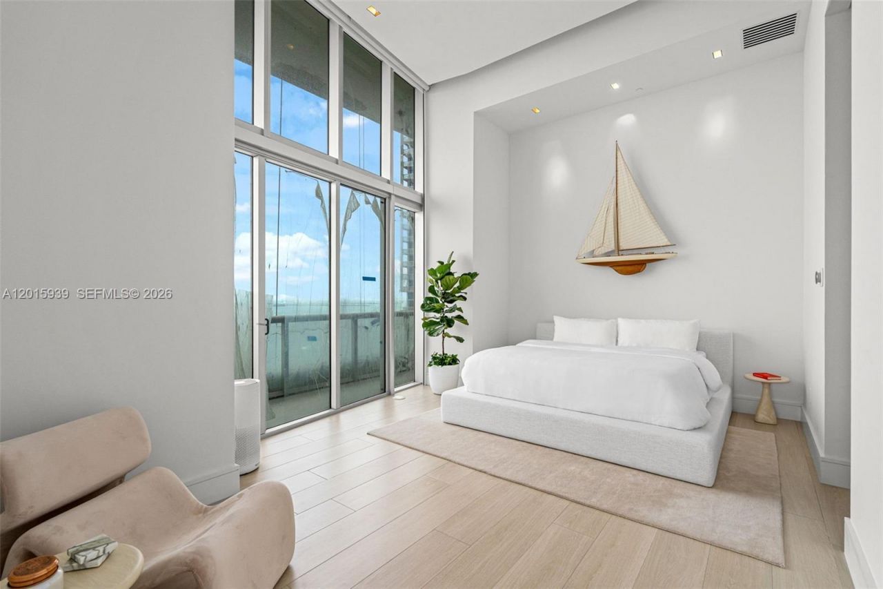 465 Brickell Ave, Unit 4101, Miami, FL 33131 Photo