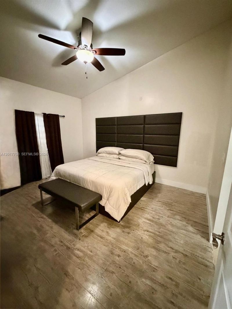 1242 NE 32nd Ave, Homestead, FL 33033 Photo