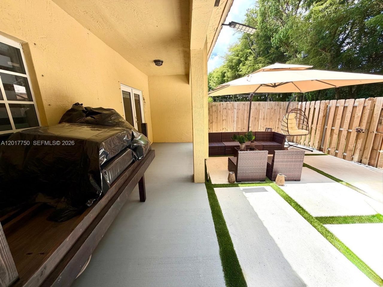 1242 NE 32nd Ave, Homestead, FL 33033 Photo