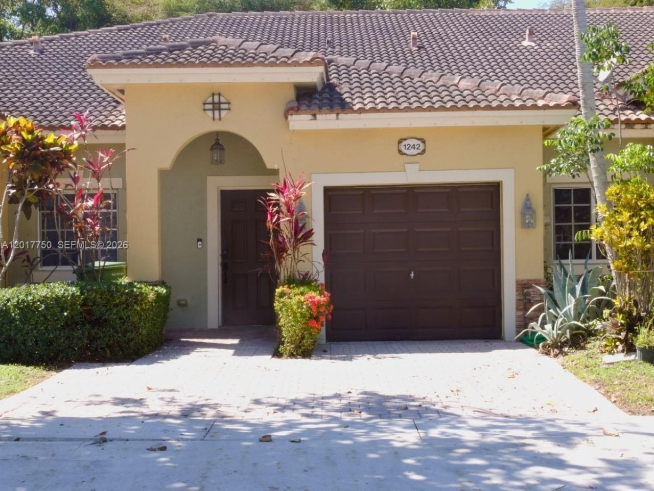 1242 NE 32nd Ave, Homestead, FL 33033 Photo