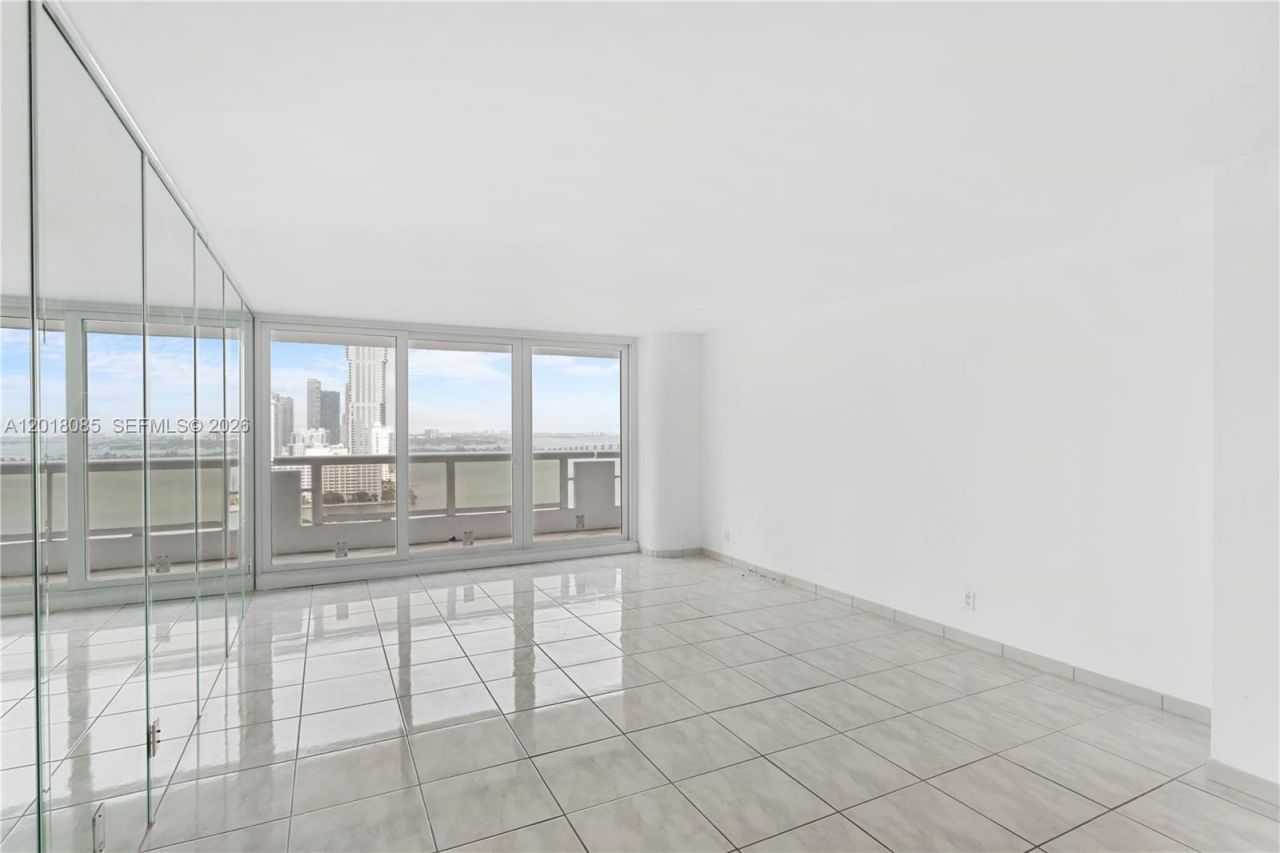 1717 NE Bayshore Dr , Unit A-2736, Miami, FL 33132 Photo