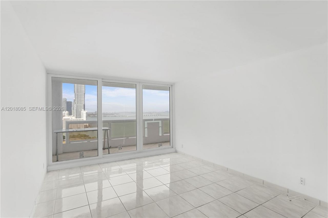 1717 NE Bayshore Dr , Unit A-2736, Miami, FL 33132 Photo