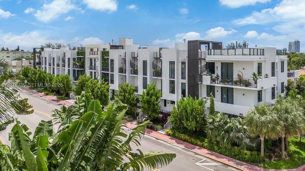1030 15th St, Unit 201, Miami Beach, FL 33139 Photo