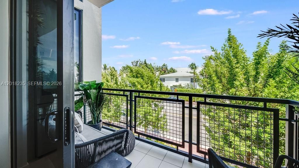 1030 15th St, Unit 201, Miami Beach, FL 33139 Photo