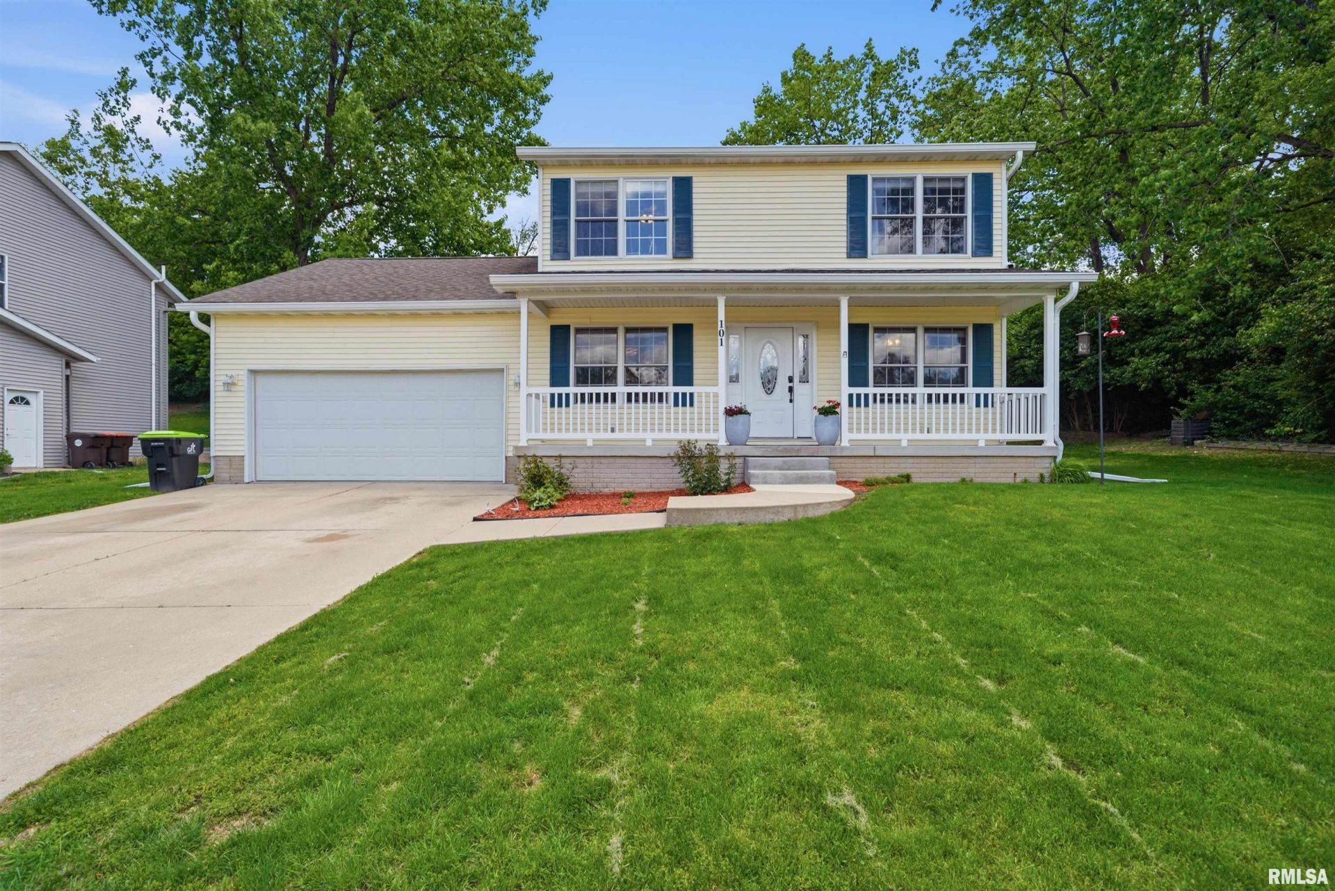 101 Tulip Drive, Mackinaw, IL 61755 Main Photo