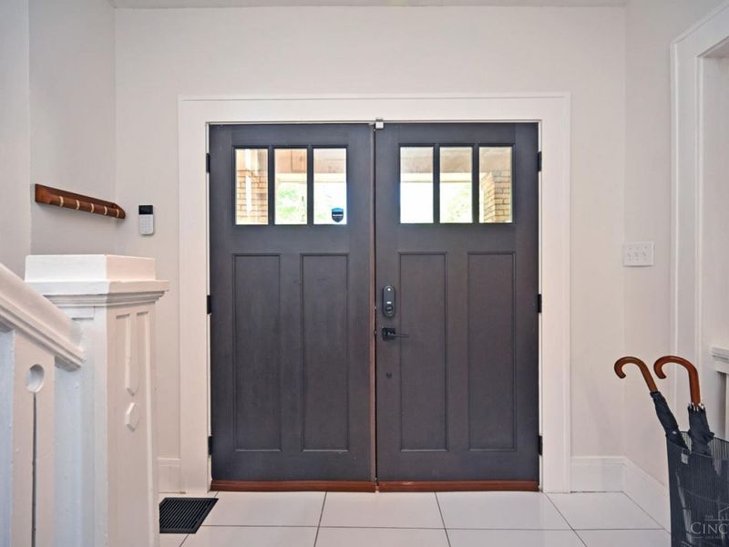 2208 Saint James Avenue, Cincinnati, OH 45206 Photo 4