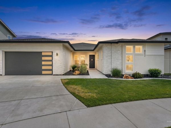 6112 S Phoebe Pl, Meridian, ID 83642