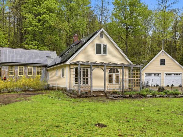 186 Hackleboro Road, Canterbury, NH 03224