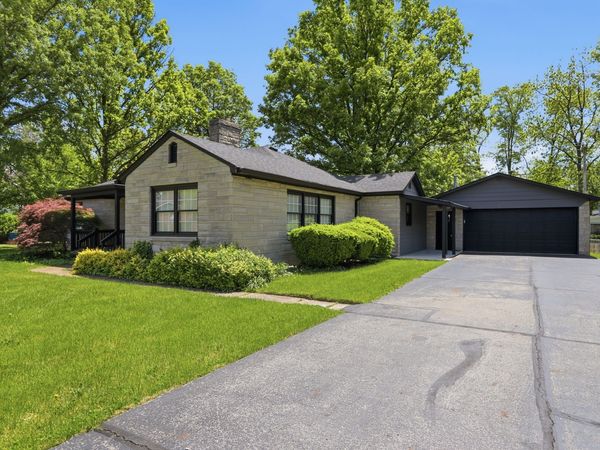 211 W McKenzie Road, Greenfield, IN 46140