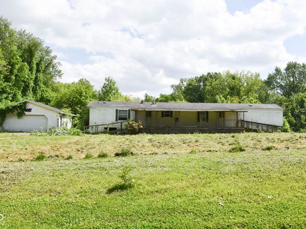 3334 W Harris Drive , West Terre Haute, IN 47885