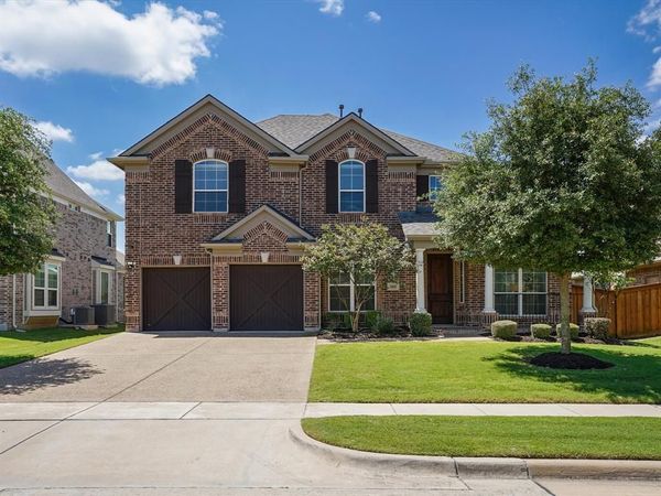2827 Mariposa Drive , Grand Prairie, TX 75054