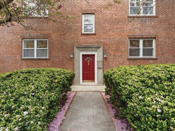 19 Alton Court, Unit 2, Brookline, MA 02446