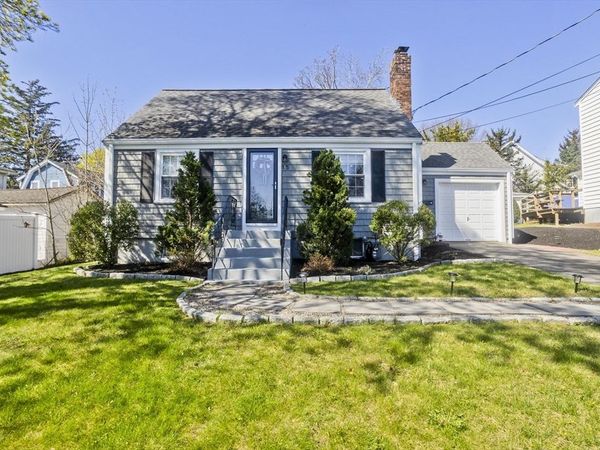 15 Devon Road, Braintree, MA 02184
